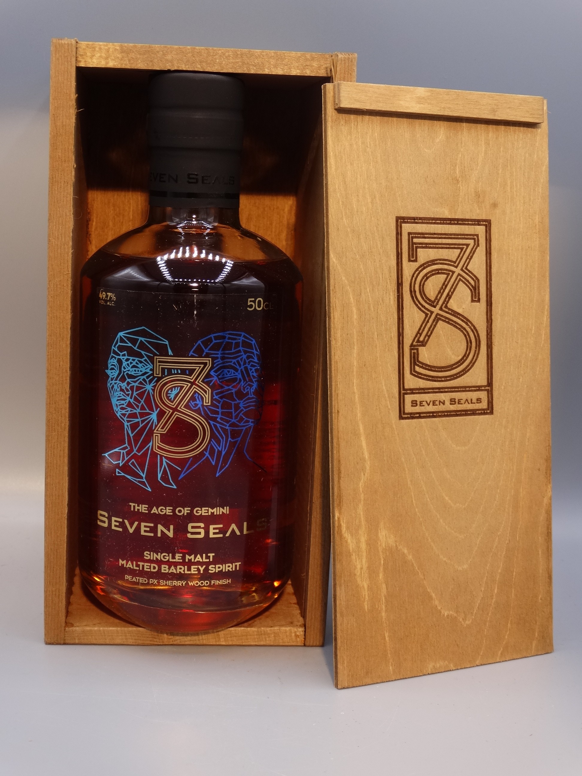 Seven Seals Whisky - THE AGE OF GEMINI - Zwilling - (0,5l Flasche in Holzkiste) 49,7% vol